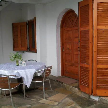 Froso Holiday home *